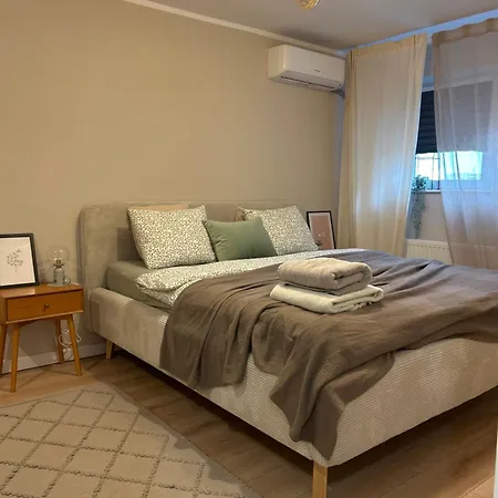 T6 Urban Energy Apartment