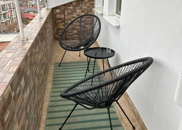 T6 Urban Energy Apartment