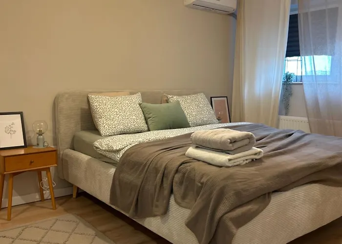 T6 Urban Energy Apartment