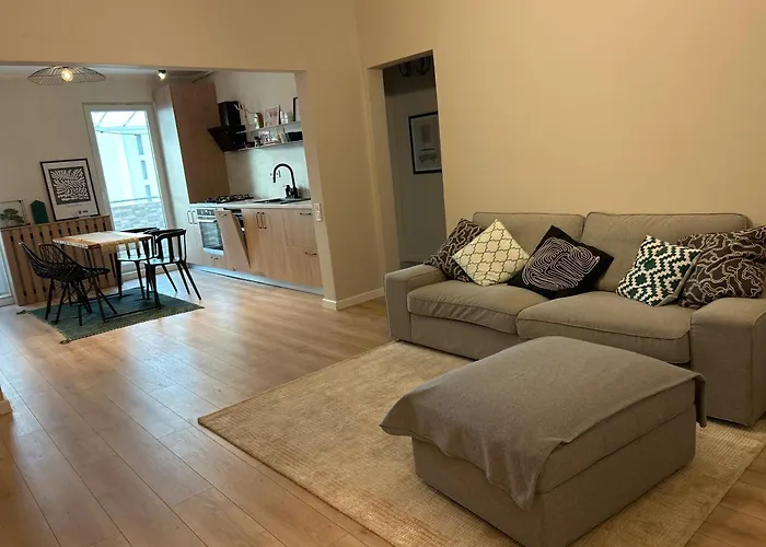 T6 Urban Energy Apartment